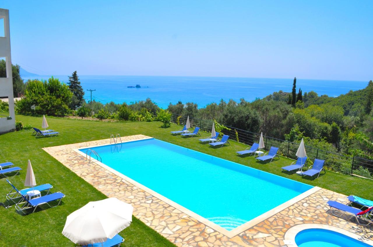 Luxury Loft Apartment With Pool - Pelekas Beach, Corfu المظهر الخارجي الصورة