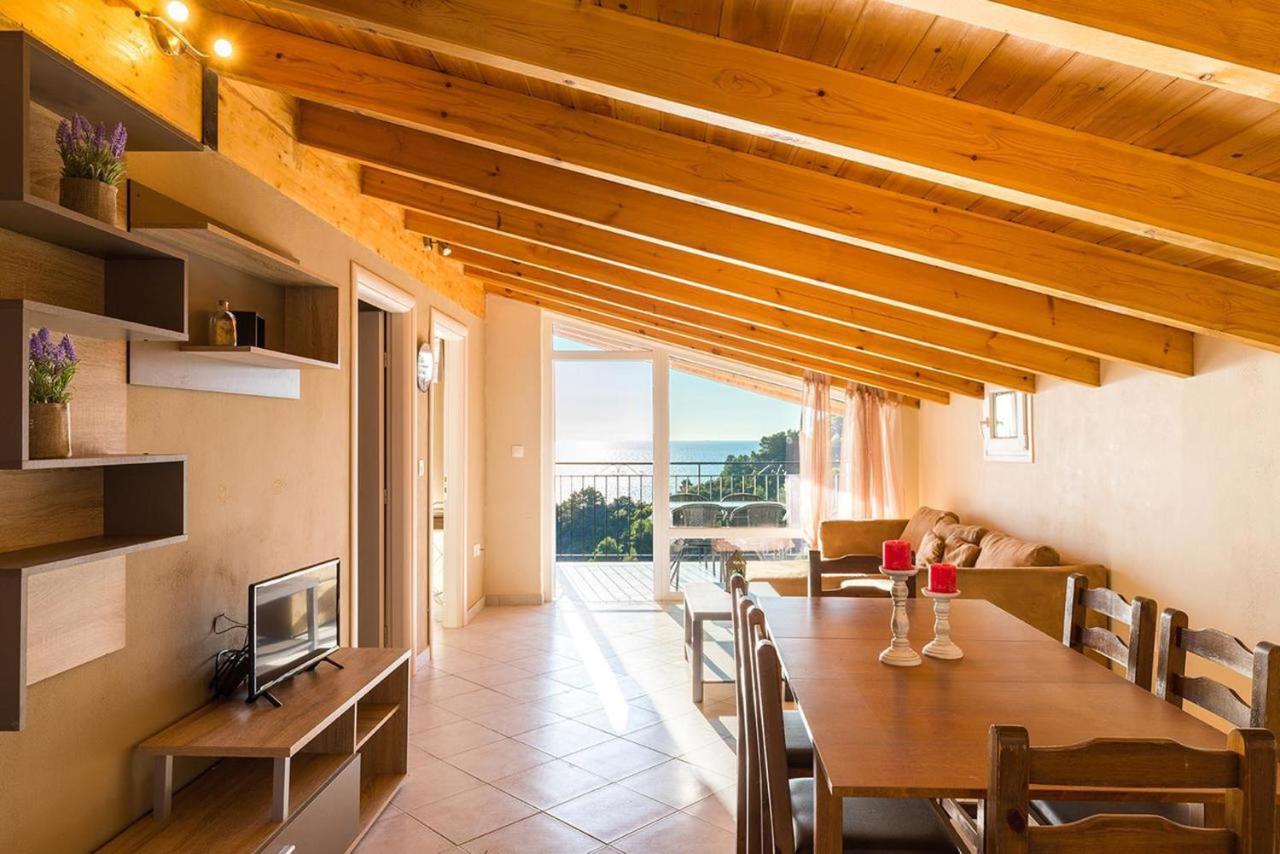 Luxury Loft Apartment With Pool - Pelekas Beach, Corfu المظهر الخارجي الصورة