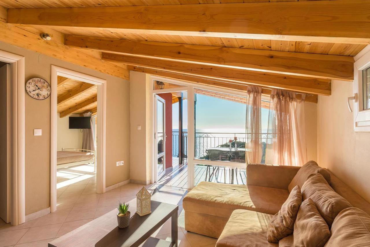Luxury Loft Apartment With Pool - Pelekas Beach, Corfu المظهر الخارجي الصورة